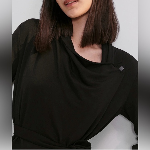 Lunya The Short Robe - Picture 2 of 8